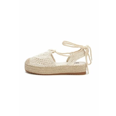 Imagen de XTI Sandalias con Cuña Mujer Beige Calzado Cómodo y Versátil Moda Casual Modelo 13033002 (Talla 39)