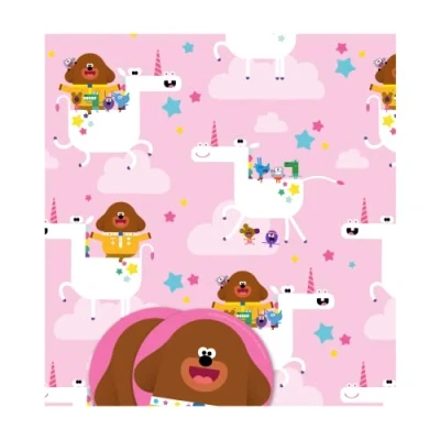Imagen de Hey Duggee Papel de regalo, 10 hojas, etiquetas, tamaño la hoja, 70 x 50 cm, producto oficial con recursos responsables