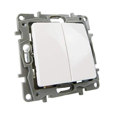 Imagen de Legrand Niloe 764502 2185 Interruptor doble para escaleras (10 A), multicolor