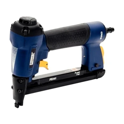 Imagen de Rapid PRO PS141 18Ga Grapadora Neumática para Grapas No. 12, Con Mango Ergonómico y Carga Rápida, Incluye Maletín de Transporte 300 (5000095)