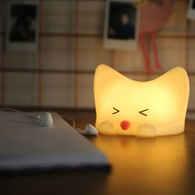 Imagen de MegaLight Luz nocturna LED niños bebé sin piezas pequeñas tragables lactancia regulable RGB multicolor efecto sonoro lámpara de noche habitación infantil táctil USB Catty Cat