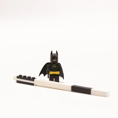Imagen de IQ LEGO DC Heroes Bolígrafo de gel Batman con minifiguras Batman.