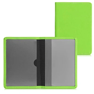 Imagen de kwmobile Funda para permiso de circulación coche cuero sintético Con espacio tarjetas 9.2 x 13 CM doblado verde