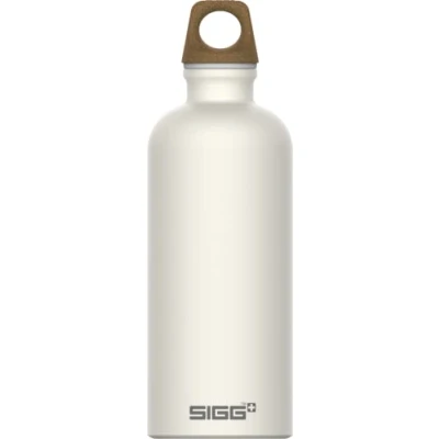 Imagen de SIGG Traveller MyPlanet Forward Plain botella cantimplora (0.6 L), hermética neutral para el clima, de aluminio ligera fabricada en Suiza