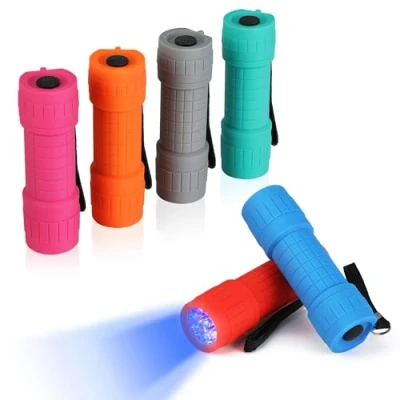 Imagen de EverBrite 6 Piezas Linternas UV con 9 LED 395nm, Mini Linterna de Luz Negra, Ultravioleta Colorida, Baterías Incluidas, Colores, para Detectar Orina Mascotas, Manchas, Chinches