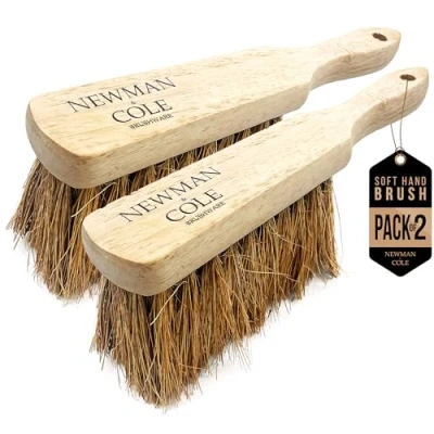 Imagen de Newman and Cole cepillos de mano madera natural: elige entre cepillo cerdas duras o suave con naturales sintéticas (2 suaves coco natural)