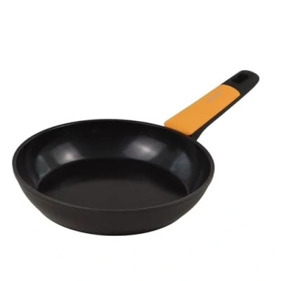Imagen de Fackelmann Soft Sartén Antiadherente 20 cm, Aluminio Forjado, Revestimiento Cerámico Greblon Libre de PFA, Apta para Inducción, Vitro, Gas y Horno, Mango Suave con Silicona Resistente al Calor, 1 ud.