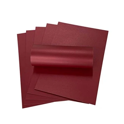 Imagen de 10 hojas de tarjetas decorativas A4, color rojo real nacarado, 300 g/m², doble cara