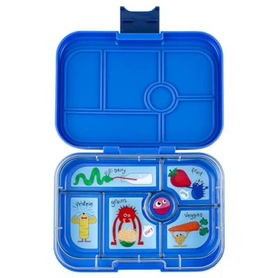 Imagen de yumbox Lonchera Bento original a prueba de fugas, 5 compartimentos + pozo inmersión, cierre fácil abrir, control porciones, bandeja ilustrada extraíble, edades 3 7 años (azul surf