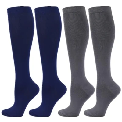 Imagen de Zingso Calcetines de Compresión para mujeres y hombres, 2 Pares 20 25 mmHg Medias Correr, volar, viajar, Enfermeras (S/M, Gris+Azul marino)