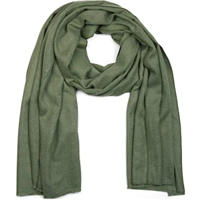 Imagen de styleBREAKER suave estola chal en monocolor con deshilachados, pañuelo, unisex 01017070, color:verde