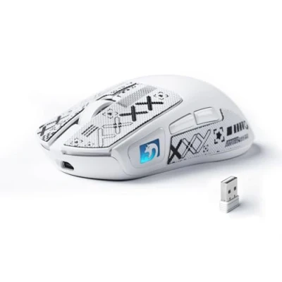 Imagen de MAMBASNAKE M4 Ratón Gaming Inalámbrico Ultra Ligero, 53g, Sensor PAW3311, 24000 dpi, Bluetooth/2.4G/Cable, Iluminación RGB, Batería 400mAh, 20M Clics, para Gaming/Trabajo Blanco y Pegatinas
