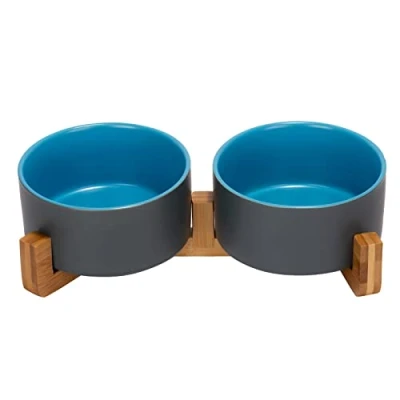 Imagen de SPUNKYJUNKY Comedero Doble de cerámica para Perros y Gatos con Soporte bambú (850ml, Azul Gris)