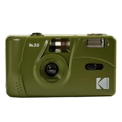 Imagen de Kodak Cámara de película M35 35 mm (Verde Oliva) Sin Enfoque, Reutilizable, Flash Integrado, fácil Usar..