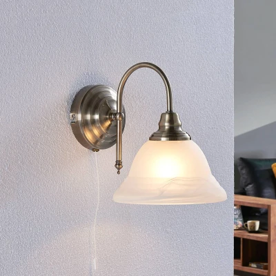 Imagen de Lámpara de pared &#039;Hanna&#039; en Blanco hecho Vidrio e.o. para Salón &amp; Comedor (1 llama, E14) Lindby aplique