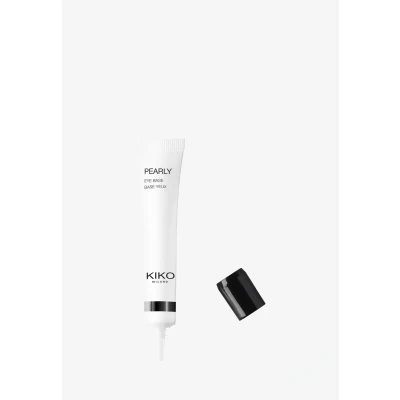 Imagen de KIKO Milano Pearly Eye Base iluminadora para ojos: prolonga la duración de las sombras ojos y realza su color