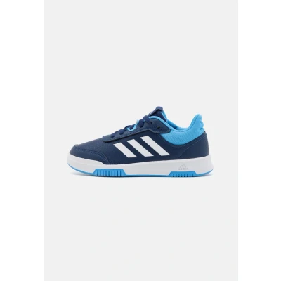 Imagen de adidas Performance Tensaur Sport 2.0 Unisex Zapatillas de entrenamiento core black beige para niños, Talla: 38 2/3 Zapatos