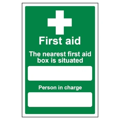 Imagen de vsafety 31010 au r &quot;El más cercano primeros auxilios Caja Is Situado&quot; General señal, plástico rígido, vertical, 200 mm x 300 mm, verde