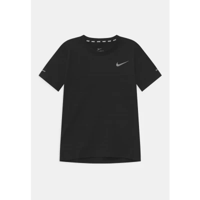 Imagen de Nike Performance Miler Unisex Camiseta deportiva para niños, Talla: 13 15a, Black