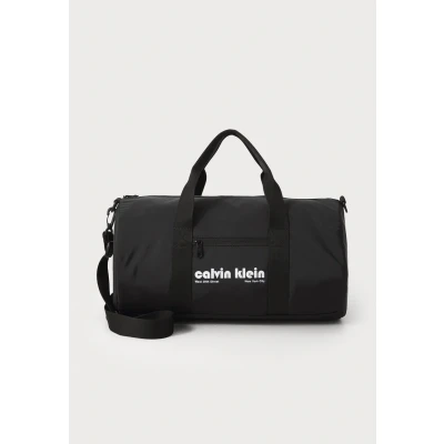 Imagen de Calvin Klein Jeans Graphic Crossbody Duffle Bolsa de deporte, Hombre, Talla: One Size, Black