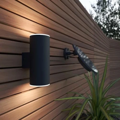 Imagen de SolarCentre® Chester Up and Down Lámpara de pared solar para exteriores con carga USB, alimentado por hoja (antracita)