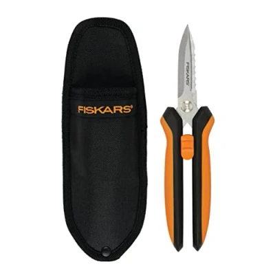 Imagen de Fiskars Tijeras de jardín multiusos, Longitud: 20,6 cm, Cuchillas acero inoxidable/mangos plástico, Negro/Naranja, Solid, SP 320, 1063328