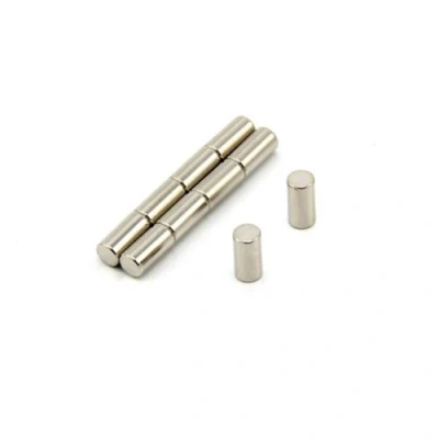 Imagen de N42 Magnet de Neodimio Para Artes, Manualidades, Fabricación Modelos, Bricolaje, Pasatiempos, Oficina Y Hogar 4mm Diámetro x 8mm Espesor 0,7kg Paquete 10
