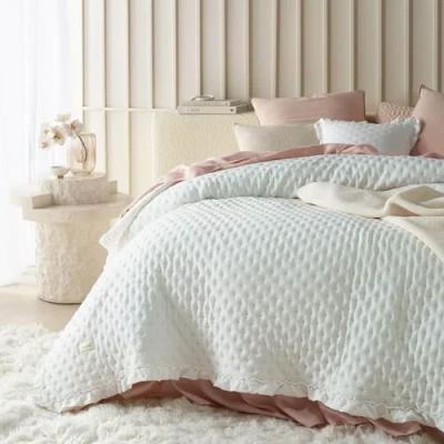 Imagen de ROOM102 Room99 Molly Elegante Colcha en Color Crudo 170 x 210 cm Manta versátil como para la Cama o el sofá, Ideal y sofá