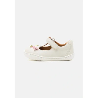 Imagen de Camper PEU CAMI Bailarinas con hebilla para niños, Talla: 23, White Zapatos