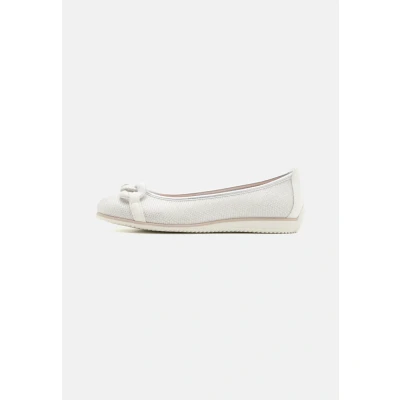 Imagen de MARCO TOZZI Damen Ballerinas 2 22121 44, Zapatos Tipo Ballet Mujer, White Comb, 39 EU