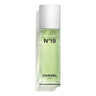 Imagen de Chanel No. 19 Eau de Toilette 100 ml