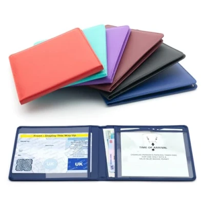 Imagen de CKB LTD Funda protectora de piel sintética suave para discapacitados, tarjeta identificación color azul (azul)