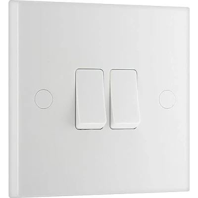Imagen de BG Electrical Interruptor de luz doble, moldeado blanco, 2 vías, 16AX