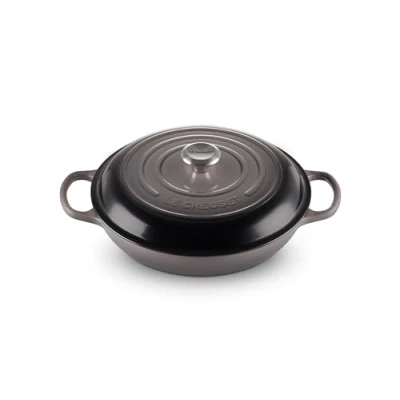 Imagen de Le Creuset Evolution Cacerola Baja Redonda, 3,2 L, para Todas Las Fuentes de Calor, Incl. inducción, Hierro Fundido, Gris Flint, 30 cm