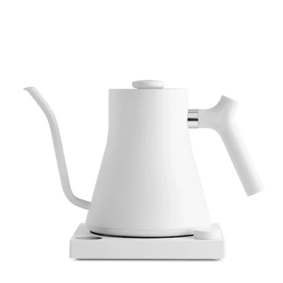 Imagen de Hervidor eléctrico de cuello cisne Fellow Stagg EKG para café y té por vertido agua acero inoxidable Blanco mate