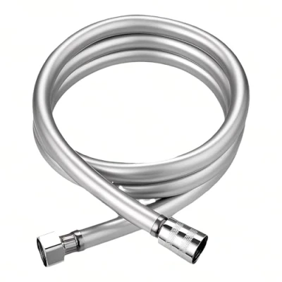 Imagen de CYILIUEN Manguera de ducha universal flexible 1 m PVC con protección contra torceduras 304, conector acero inoxidable, color plateado