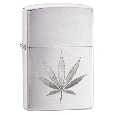 Imagen de Zippo Cannabis leaf brushed chrome windproof lighter