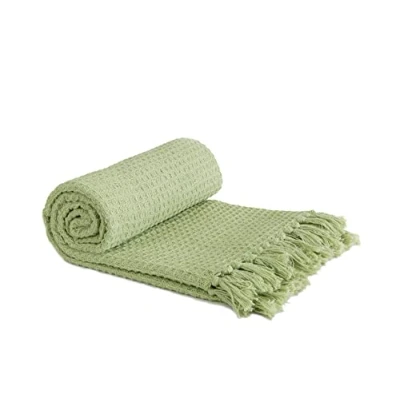 Imagen de Emma Barclay Manta para sillón y sofá Honeycomb, algodón reciclado, lisa, textura gofrada, en verde pistacho, 70 x 100 (177 254 cm)