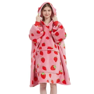 Imagen de VERTAST Sudadera con Capucha, Manta usable, Grande Hoodie de Gran tamaño, cómodas Revestimiento Sherpa súper Suave cálido, para Hombres Mujeres, Fresas