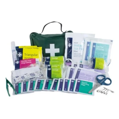 Imagen de LEWIS PLAST kit completo de primeros auxilios 90 Piezas al aire libre que cumple con las normas europeas