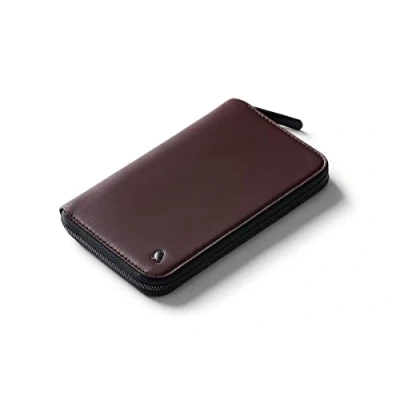 Imagen de Bellroy Travel Folio Segunda Edición DeepPlum