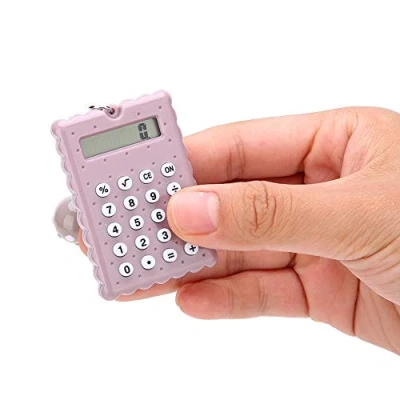 Imagen de Calculadora de Llavero, Mini Llavero portátil Estilo Galletas Lindas, Bolsillo con Pantalla 8 bits para niños/Estudiantes(Púrpura)