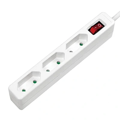 Imagen de LogiLink LPS230 Regleta de 3 enchufes (enchufe europeo, CEE 7/16, con interruptor encendido/apagado protección para niños), color blanco