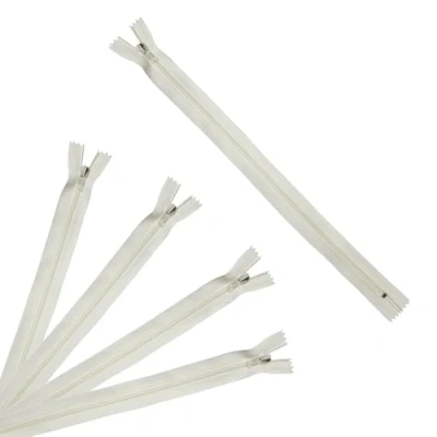 Imagen de Trimz Cremallera de 15 cm con Dientes 4 mm x 5 Piezas, Color Crema, Poliéster, 15, Pack
