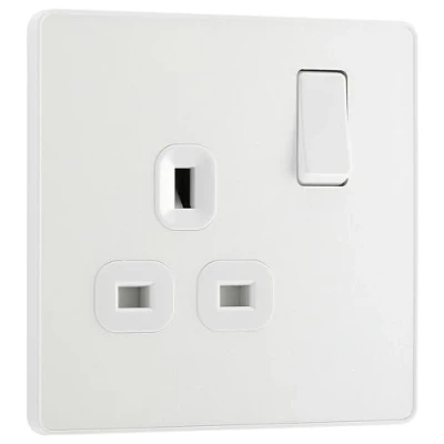 Imagen de BG Electrical Evolve Toma de corriente conmutada única