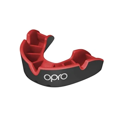 Imagen de protector bucal deportivo OPRO Silver Level para adultos y niños con estuche, de goma tecnología ajuste revolucionaria lacrosse, rugby, MMA, boxeo (negro/rojo, juvenil)