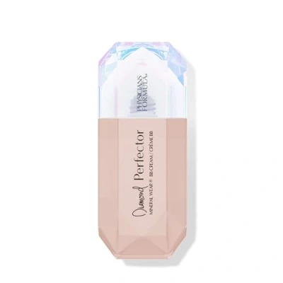 Imagen de Physicians Formula Mineral Wear Diamond Perfector BB Cream, Tinte Hidratante con Extracto de Diamante y Vitamina E, Cobertura Ligera, Acabado Luminoso, Light to Medium