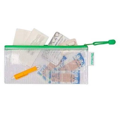 Imagen de Bolsa multiusos tarifold pvc 250x115 mm apertura superior con cremallera portaboligrafo y correa color verde