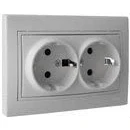 Imagen de Solera ERP60/2U Serie Europa, base doble De nechufe 2P+T con obturador.16A,250V. 154x81. Embornamiento tornillo. Blanco