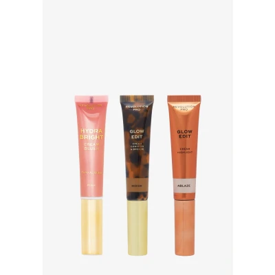 Imagen de Trío de Varitas Cremosas para el Rostro Revolution Pro, Set Maquillaje en Crema Contorno, Colorete e Iluminador, Vegano y Sin Crueldad, Medio, 1x12ml, 2x15ml